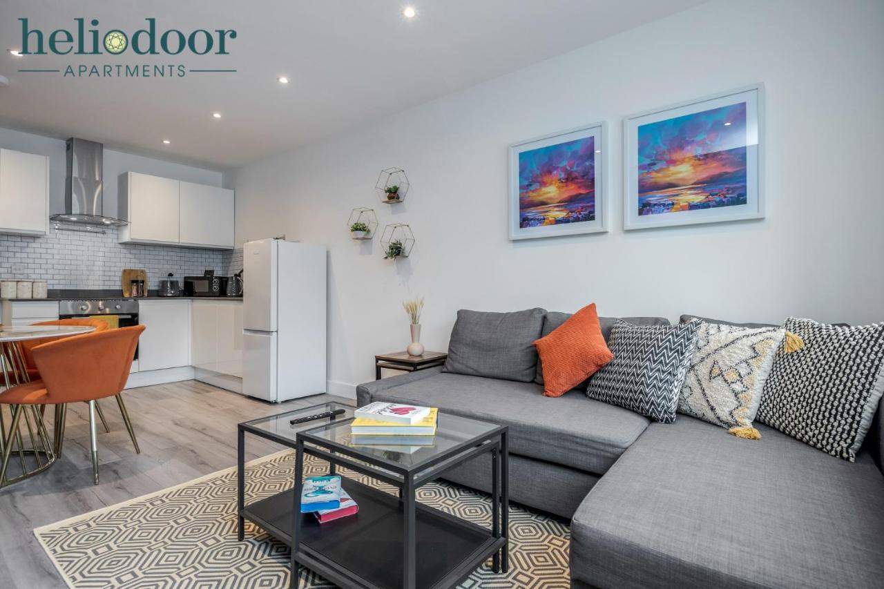 Milton Keynes Apartments, Sleeps Up To 5, Free Parking, Free Wifi & Movies, 7 Mins Drive To Milton Keynes Central Station For Direct Trains To London & The North Exterior photo