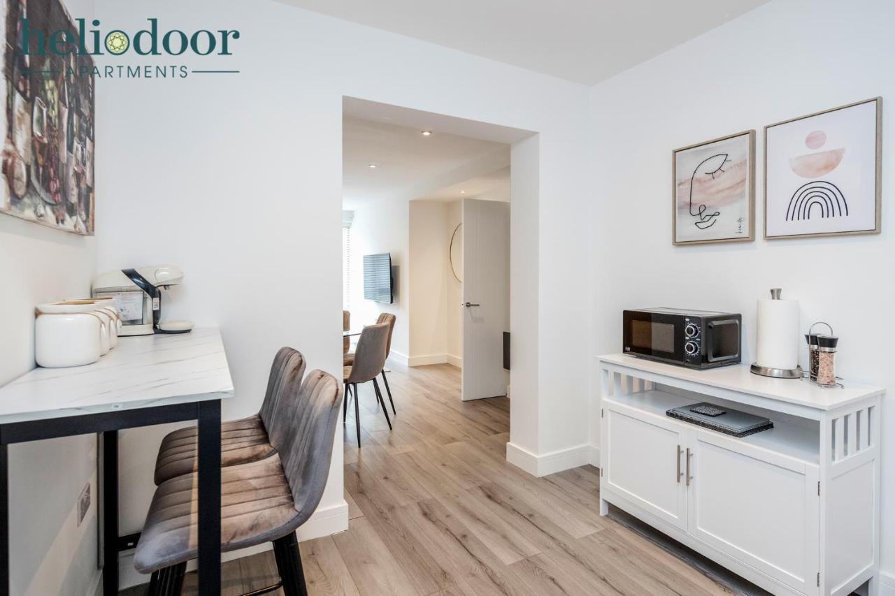 Milton Keynes Apartments, Sleeps Up To 5, Free Parking, Free Wifi & Movies, 7 Mins Drive To Milton Keynes Central Station For Direct Trains To London & The North Exterior photo