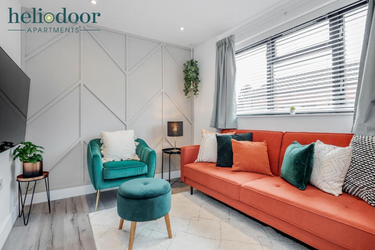 Milton Keynes Apartments, Sleeps Up To 5, Free Parking, Free Wifi & Movies, 7 Mins Drive To Milton Keynes Central Station For Direct Trains To London & The North Exterior photo
