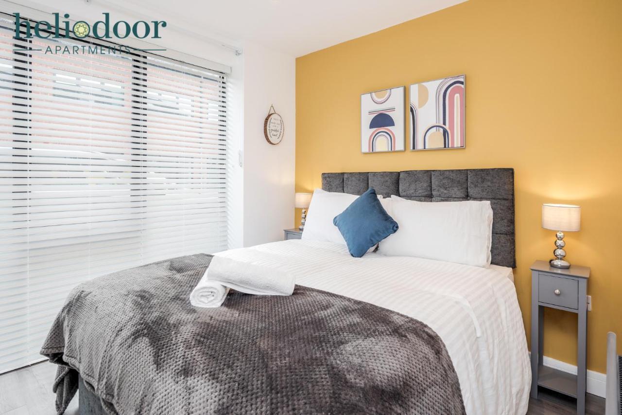 Milton Keynes Apartments, Sleeps Up To 5, Free Parking, Free Wifi & Movies, 7 Mins Drive To Milton Keynes Central Station For Direct Trains To London & The North Exterior photo