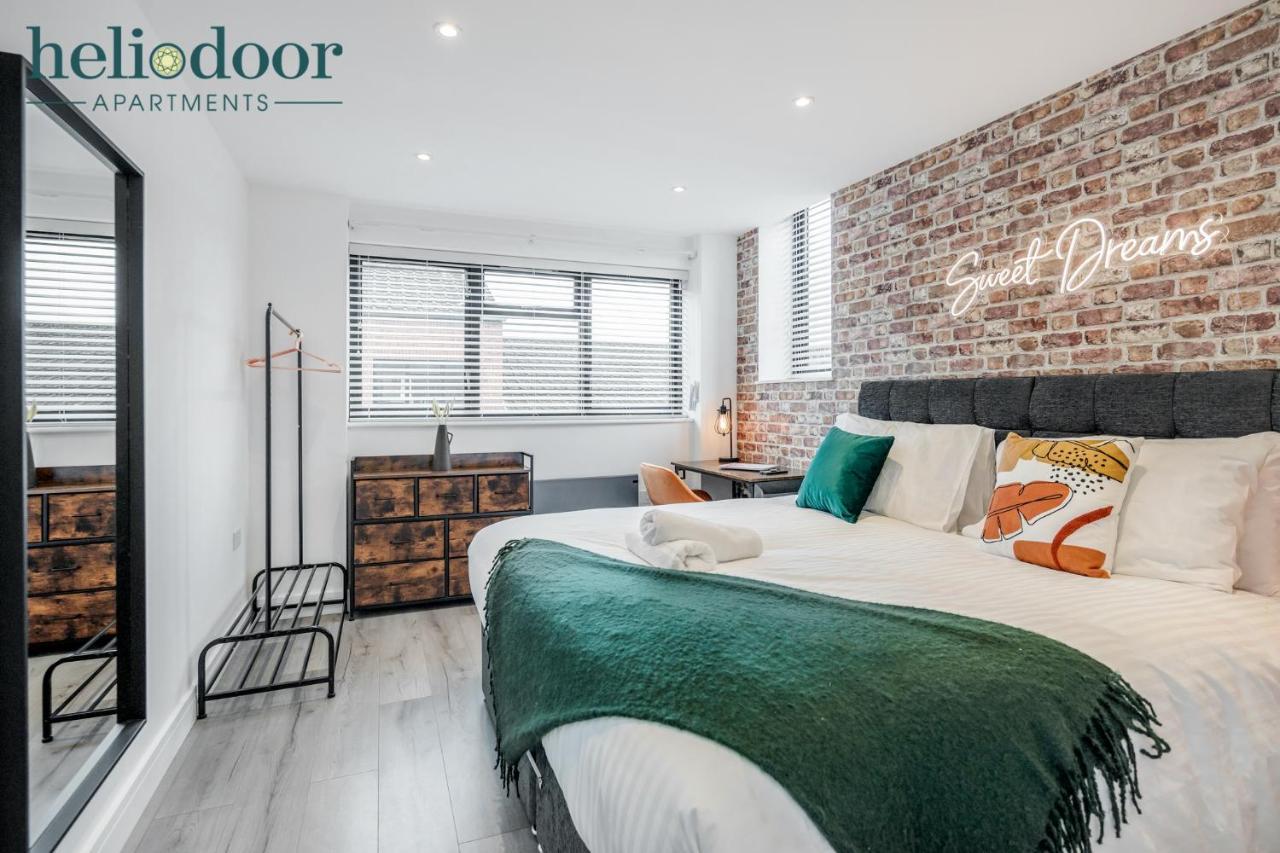 Milton Keynes Apartments, Sleeps Up To 5, Free Parking, Free Wifi & Movies, 7 Mins Drive To Milton Keynes Central Station For Direct Trains To London & The North Exterior photo